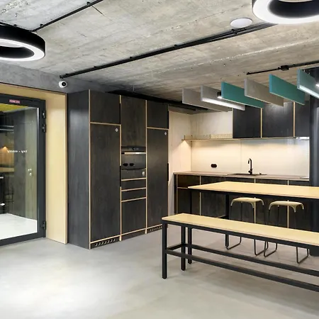 Auberge de jeunesse Izy *