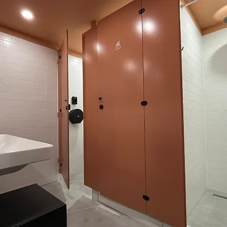 Hostel Izy